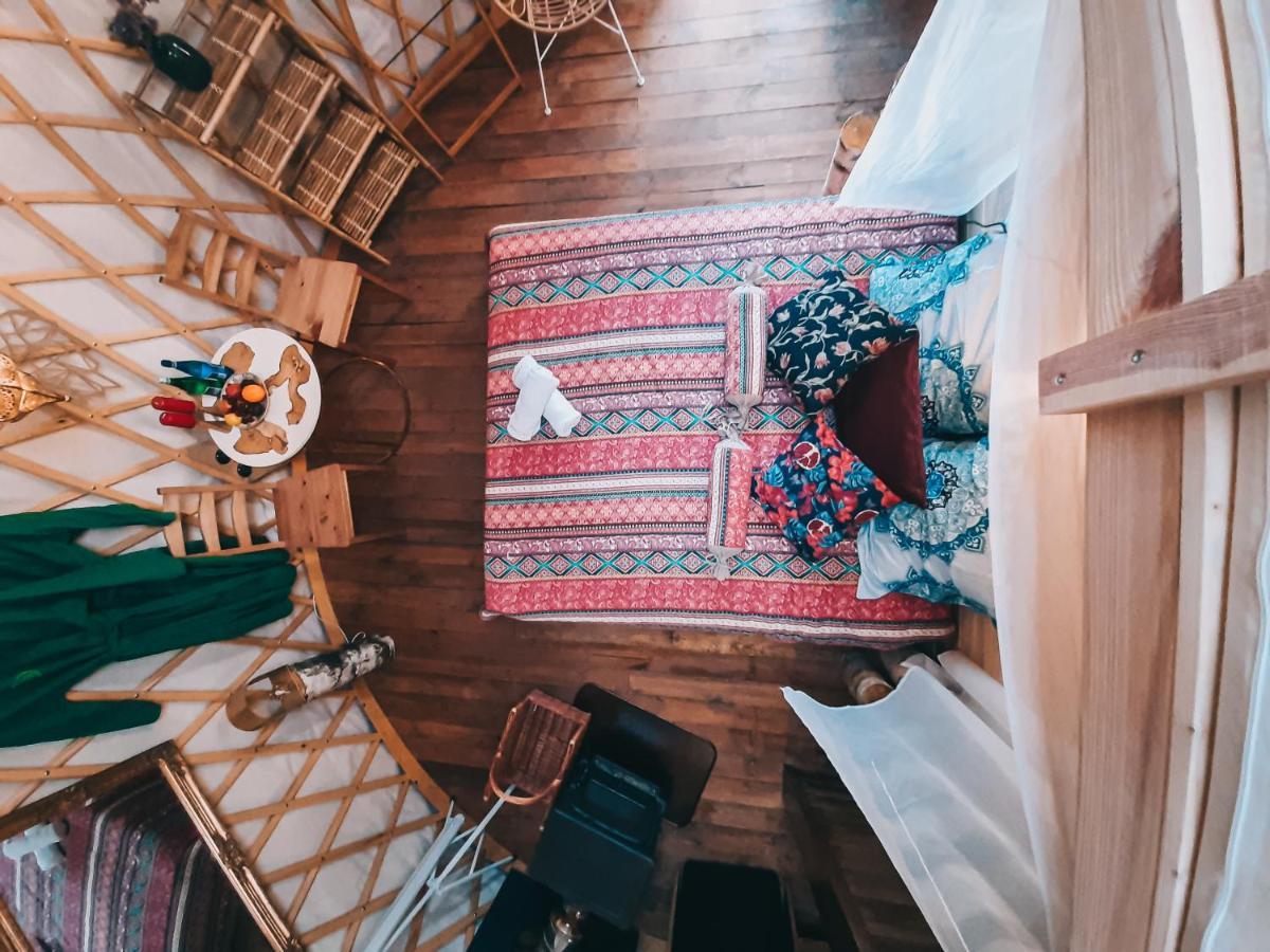Jurty z widokiem, prywatna balia- DZIKOLAS GLAMPING Krasnobród Zewnętrze zdjęcie