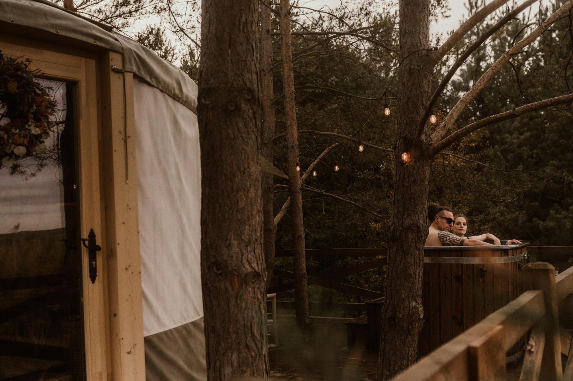 Jurty z widokiem, prywatna balia- DZIKOLAS GLAMPING Krasnobród Zewnętrze zdjęcie